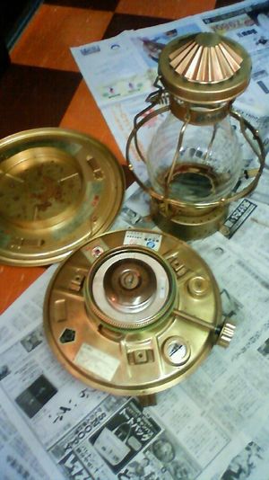 201110281502000