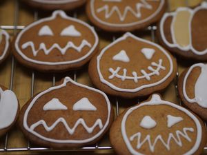 ﾊﾛｳｨﾝｸｯｷｰ